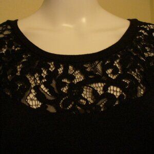 BLACK LACE KNITTED LONG SLEEVE TOP